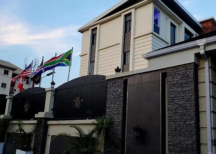 De Bullion Hotels