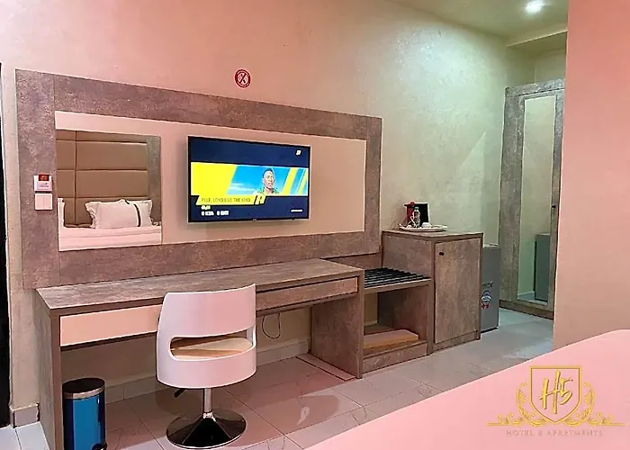 H5 Hotel And Apartments
