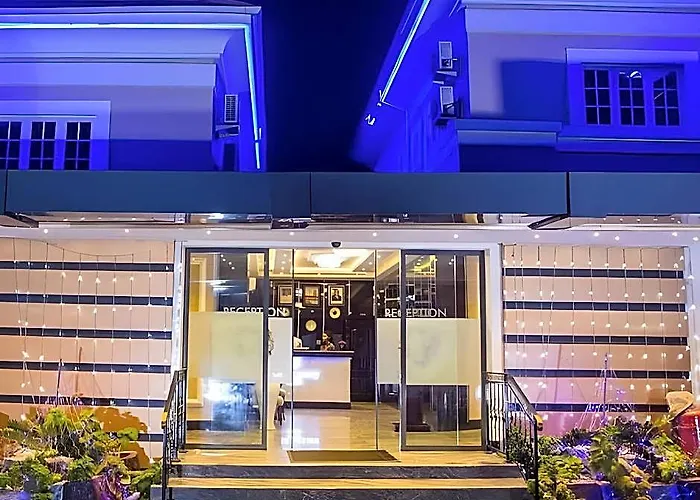 Lion Luxury Hotel